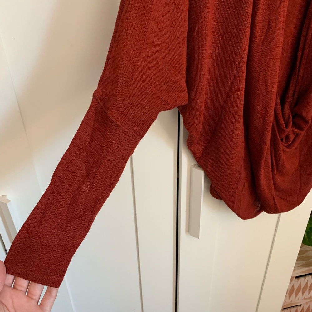 ANTHROPOLOGIE ⛵️flowy cozy rust color wrap sweater - Picture 5 of 5